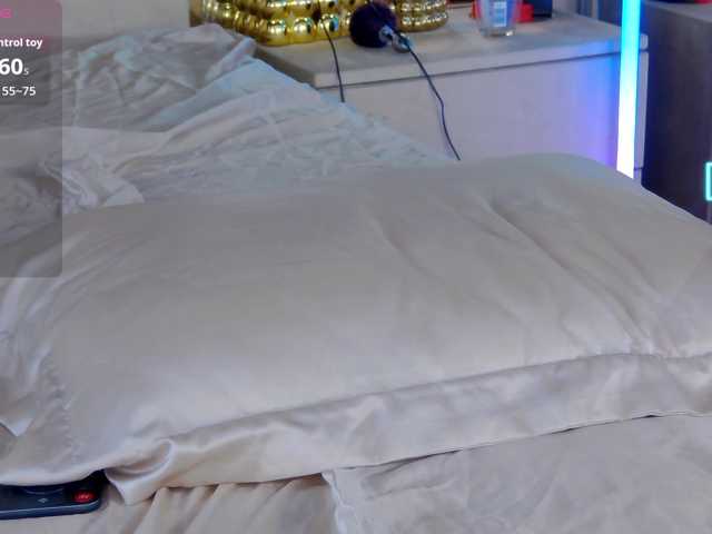 AishaSkye live cam on BongaCams