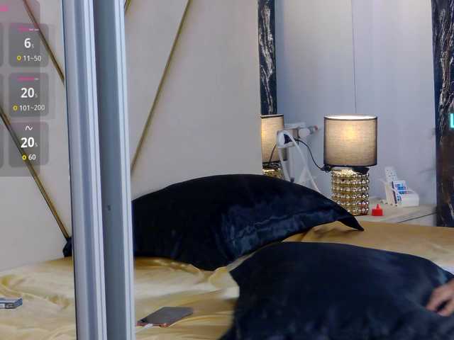 AishaSkye live cam on BongaCams