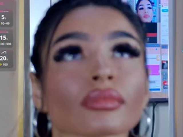 AishaSkye live cam on BongaCams