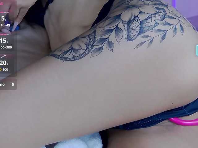 AishaSkye live cam on BongaCams