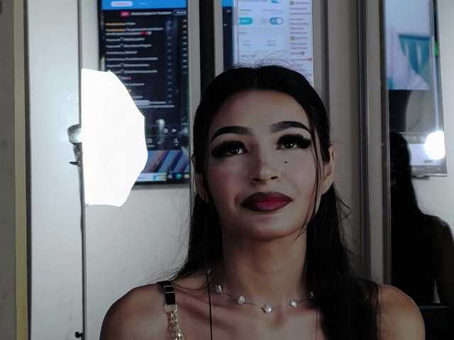 AishaSkye live cam on BongaCams
