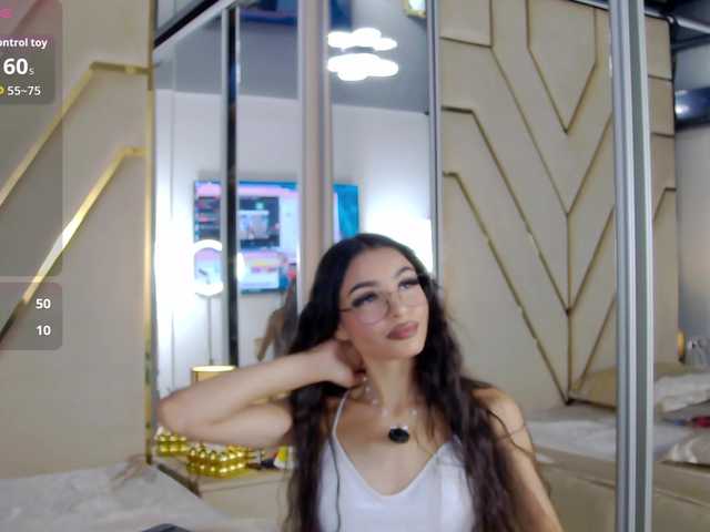 AishaSkye live cam on BongaCams
