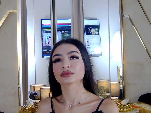 AishaSkye live webcam show