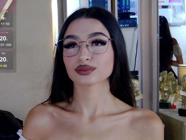 AishaSkye live cam on BongaCams