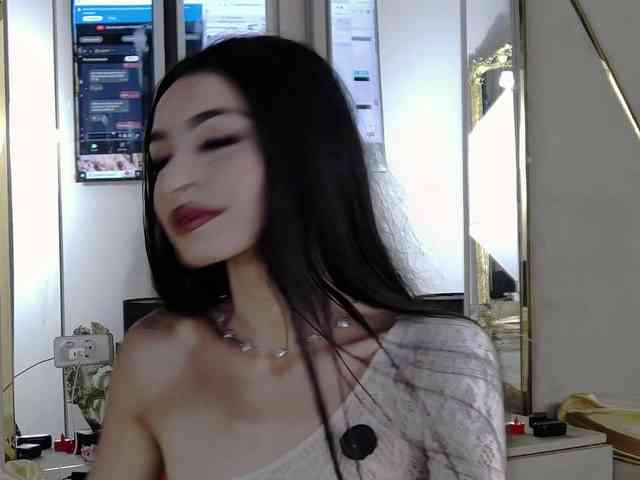 Modella: AishaSkye