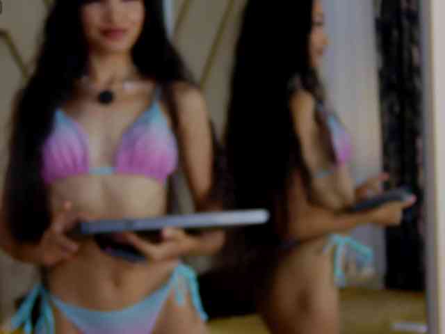 Modella: AishaSkye
