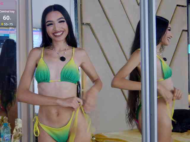Modella: AishaSkye