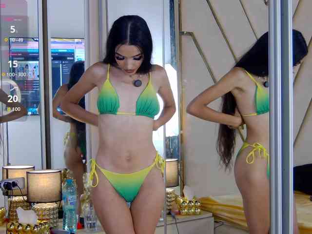 Modella: AishaSkye