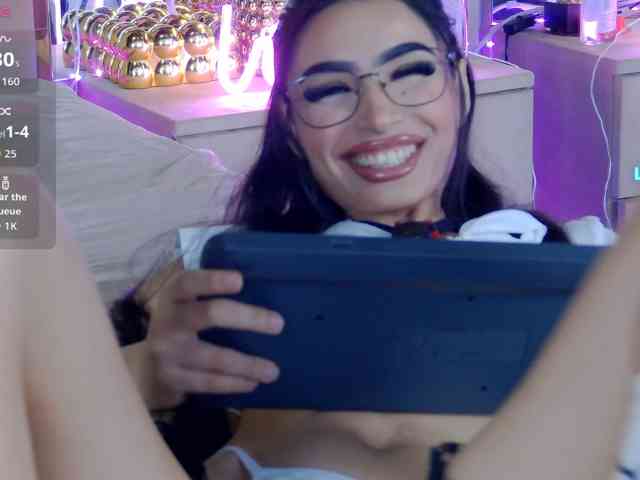 Modella: AishaSkye