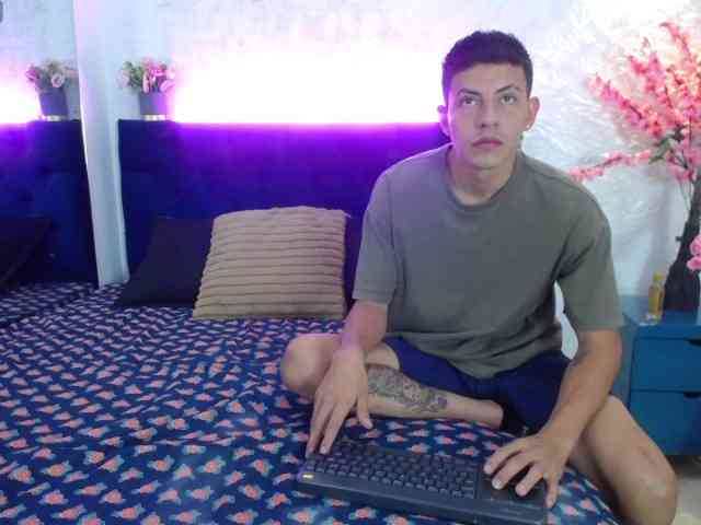 CelesteAndBlake webcam