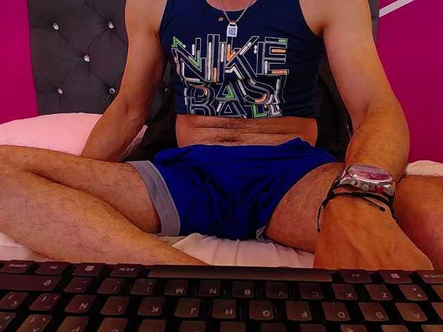 cesirry12 live webcam show