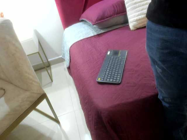 ThiagoSins live webcam show
