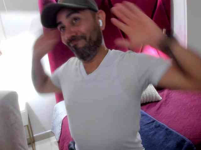 ThiagoSins Sex Cam Show