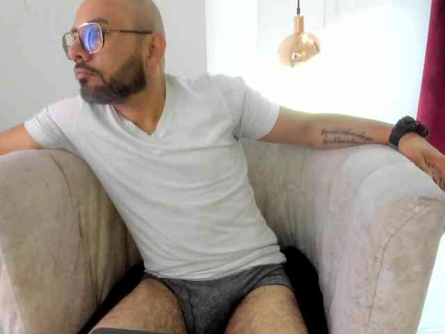 ThiagoSins Live Webcam on BongaCams