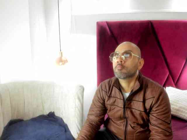 ThiagoSins Sex Cam Show