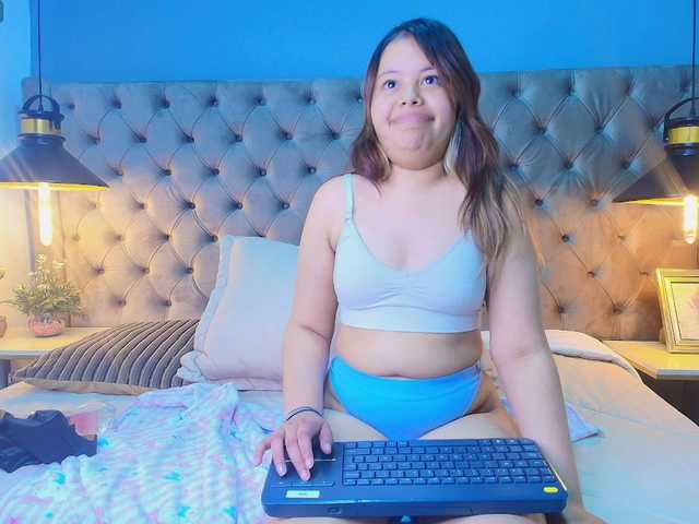 KylieSweett live cam on BongaCams