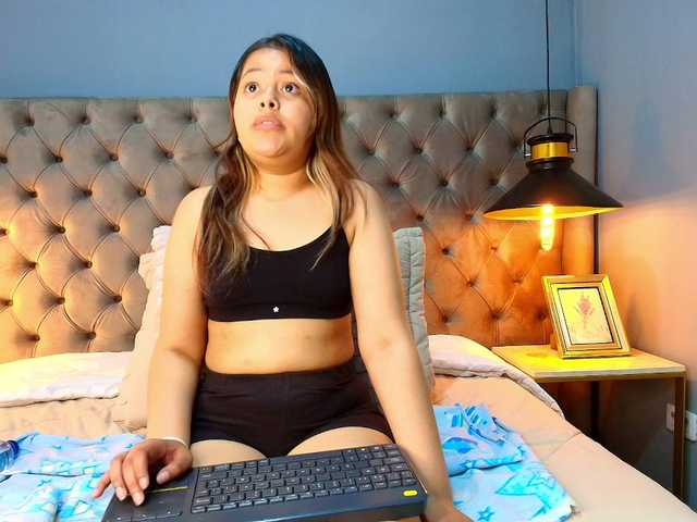 KylieSweett live cam on BongaCams