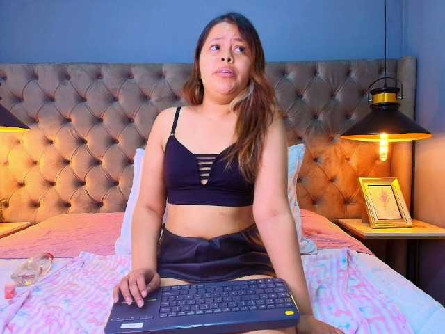 KylieSweett live cam on BongaCams