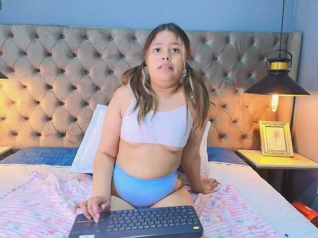 KylieSweett live cam on BongaCams