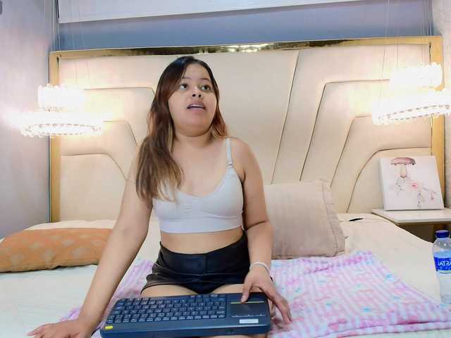 KylieSweett live cam on BongaCams