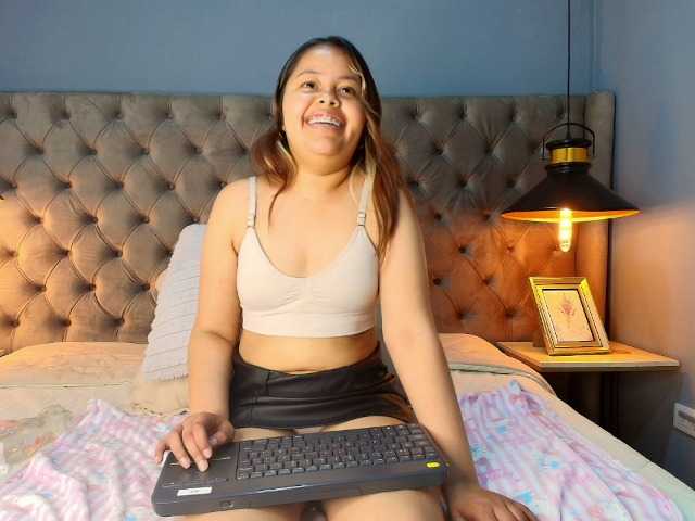 KylieSweett live cam on BongaCams