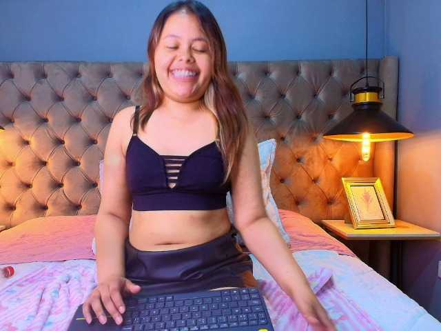 KylieSweett live cam on BongaCams