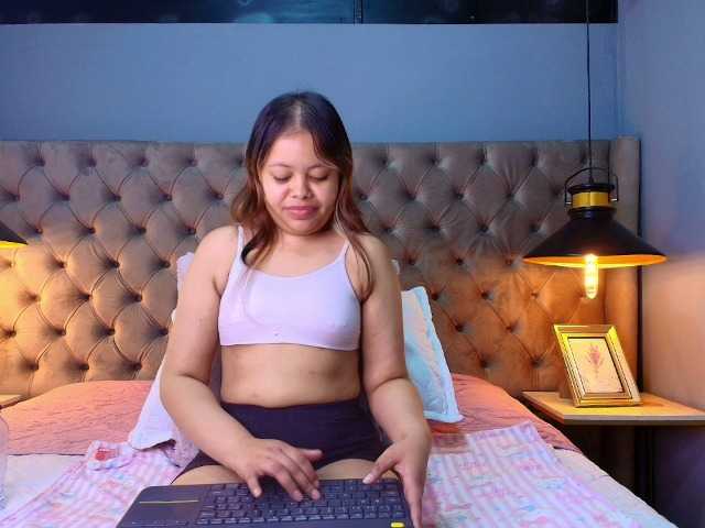 KylieSweett live cam on BongaCams