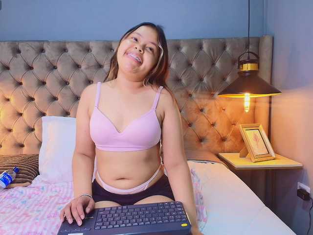 KylieSweett live cam on BongaCams