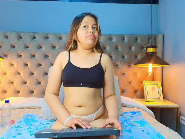 KylieSweett live cam on BongaCams