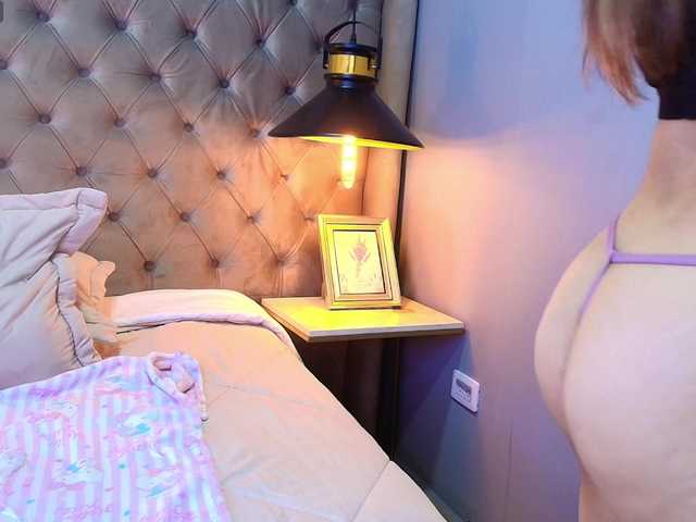 KylieSweett live cam on BongaCams