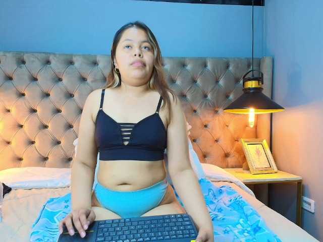 KylieSweett live cam on BongaCams