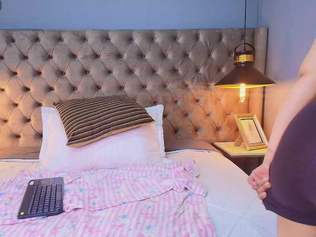 KylieSweett live cam on BongaCams