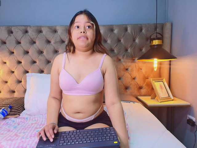 KylieSweett live cam on BongaCams