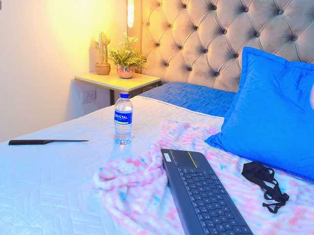 KylieSweett live cam on BongaCams