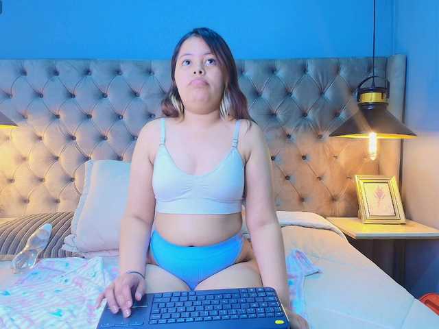 KylieSweett live cam on BongaCams
