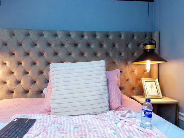 KylieSweett live cam on BongaCams