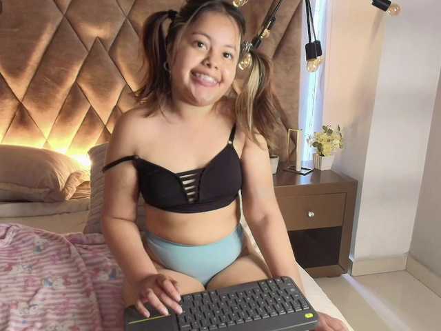 KylieSweett Live Cam on BongaCams