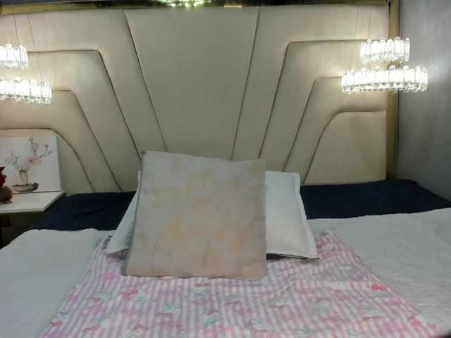 KylieSweett live cam on BongaCams