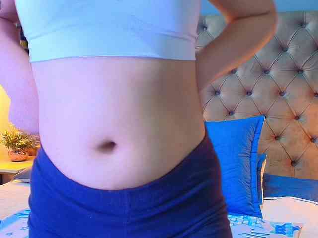 KylieSweett webcam