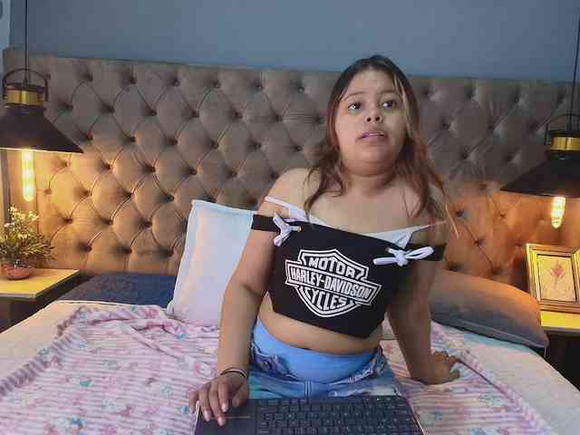KylieSweett Sex Cam Show