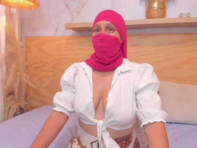 Sorayaa live cam on BongaCams