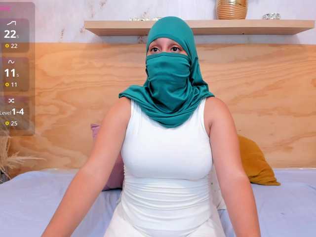 Sorayaa live cam on BongaCams