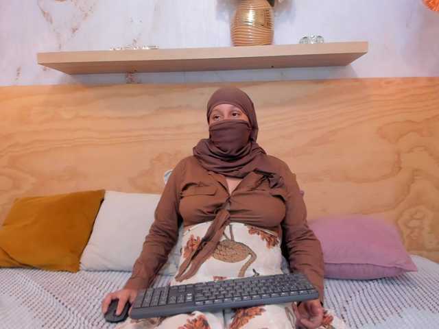 Sorayaa live cam on BongaCams