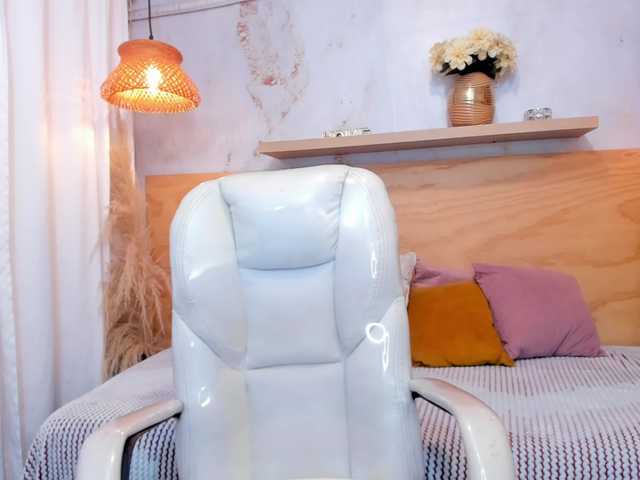 Sorayaa live cam on BongaCams