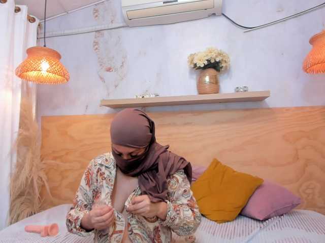 Sorayaa live cam on BongaCams