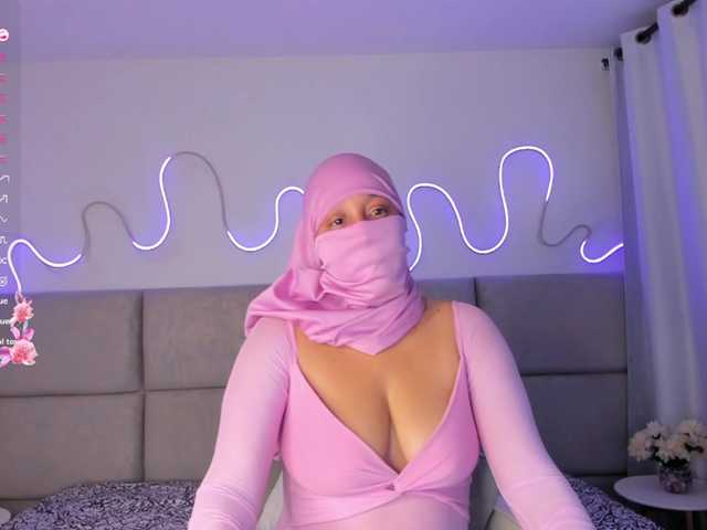 Sorayaa live webcam show