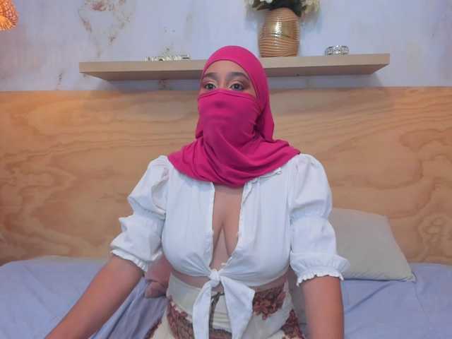 Sorayaa live cam on BongaCams