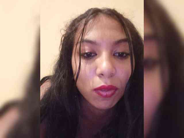 Anamariaby22 webcam