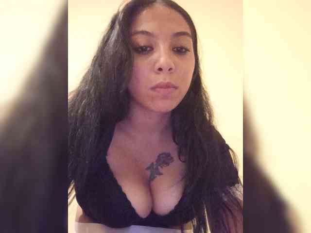 Anamariaby22 webcam