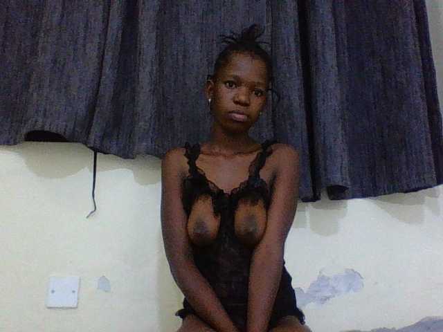 SexyMe- live cam on BongaCams